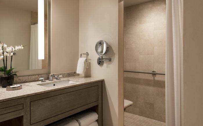 The Canyon Suites at The Phoenician, a Luxury Collection Resort, Scottsdale