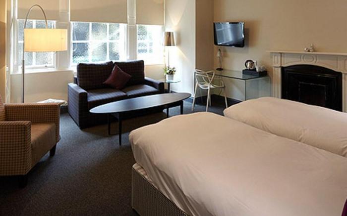 B+B Edinburgh