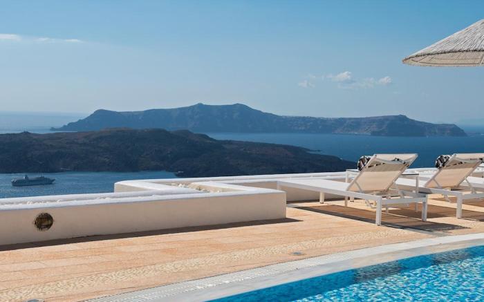 Caldera's Lilium Villas