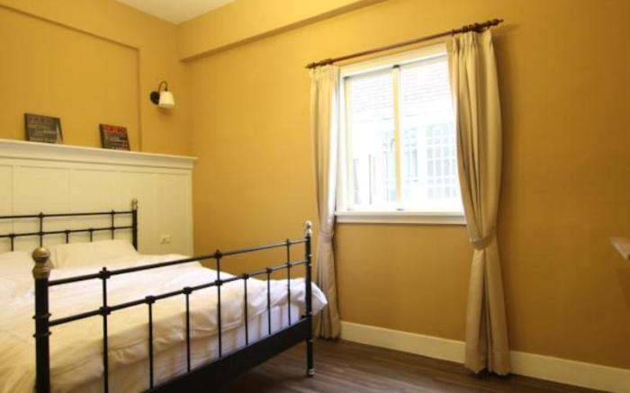 Antique B&B