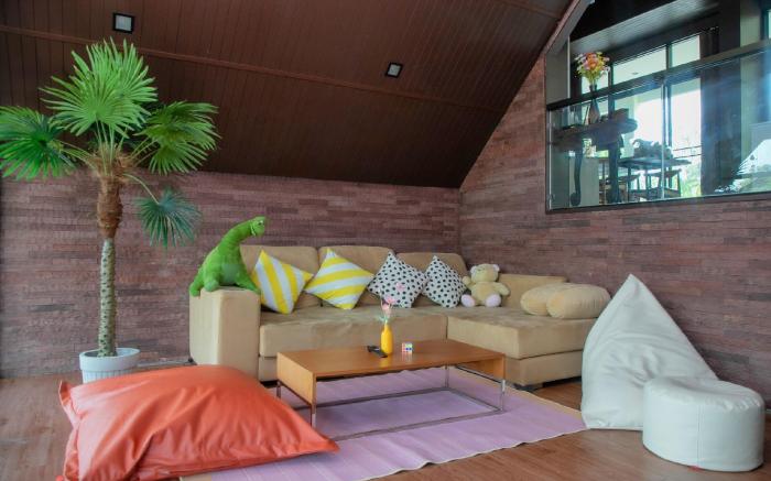 THAN Getaway Cottage: Private Lake, Pakchong, 2-8+
