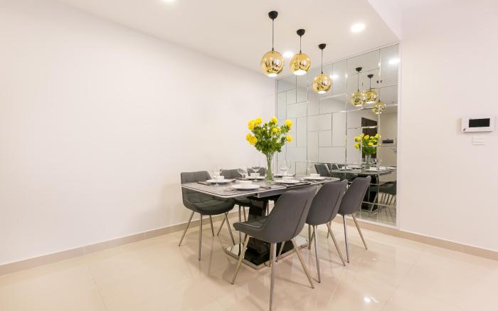 Three Bedroom Rivergate Apartment - MM Home