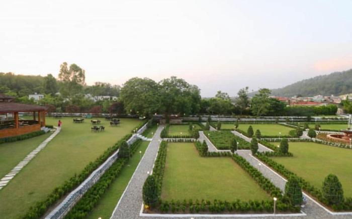 Glenville forest resort & spa