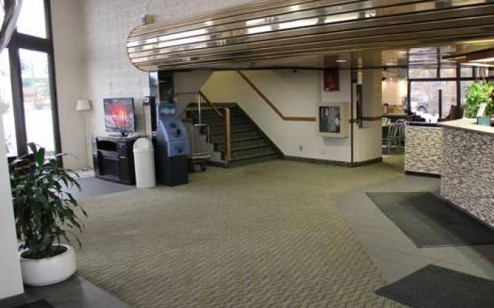 Airport Traveller's Inn