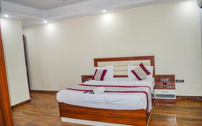 FabHotel The Golf Inn