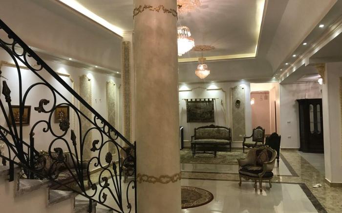 Villa 5 bedrooms coverable pool near mall of egypt