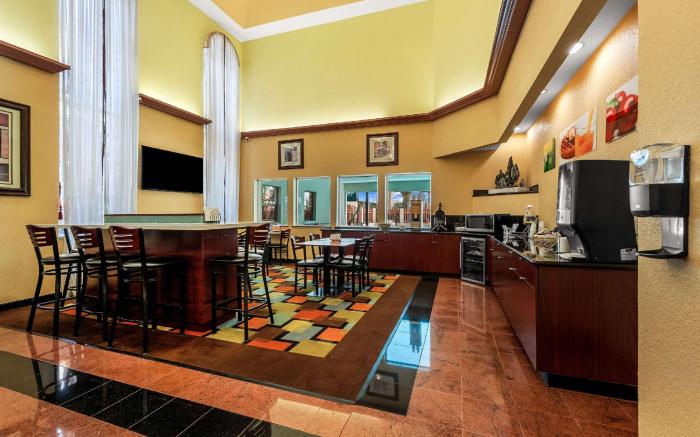 Quality Inn & Suites