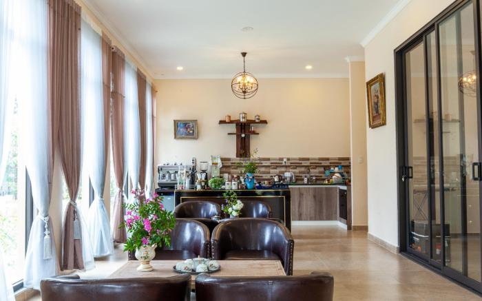 Guava Hill Boutique Hotel