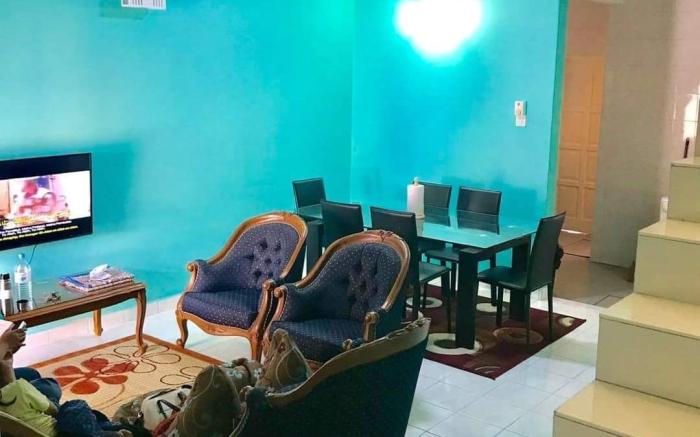 Homestay Tok Wan Puchong Utama