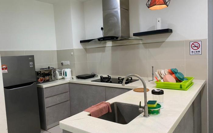SUTERA AVENUE 2 ROOM OPPOSITE KK CITY IMAGO 6PAX