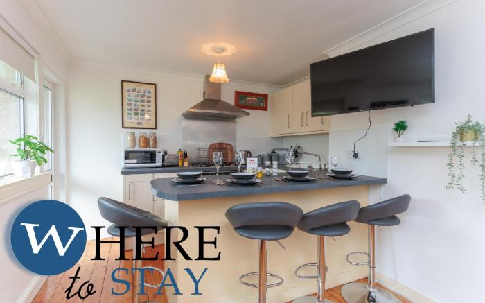 Lovely apartment by the Hillwood Park-Free Parking