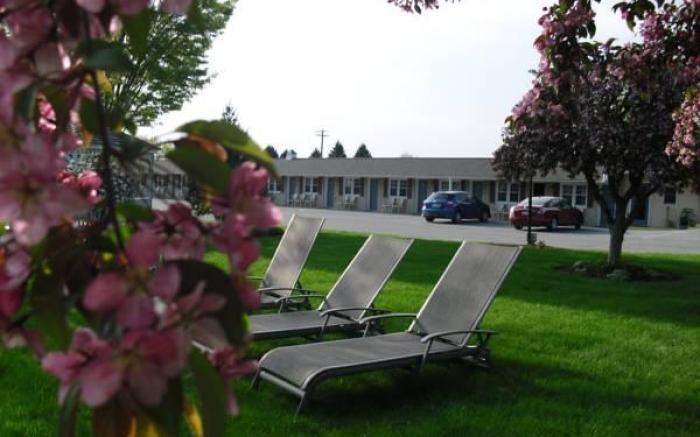 Travelers Rest Motel