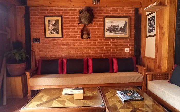 Indrayani Boutique Hotel & cafe