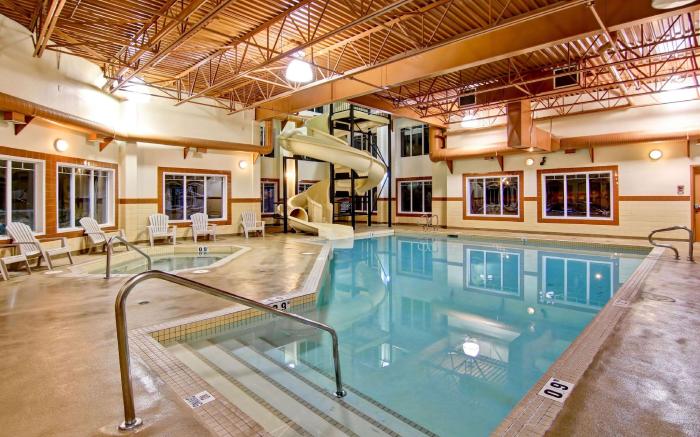 Ramada by Wyndham Ponoka