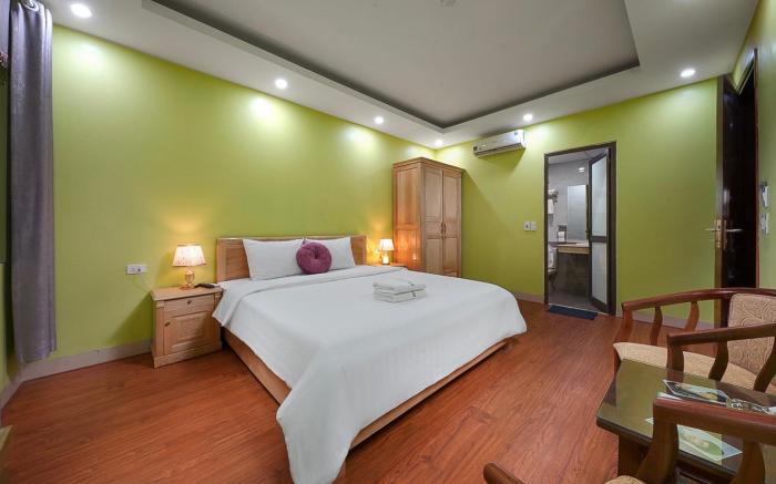 Golden Lotus AirportHotel