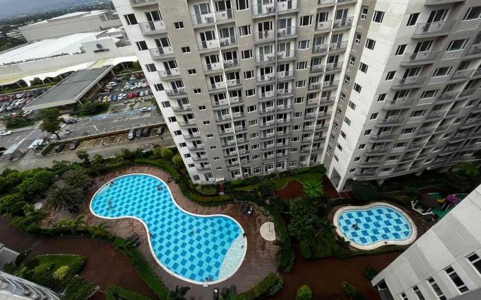 Lovely 1BR Condo @SM Southmall 100mbps Netflix D+