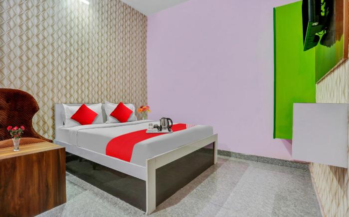 Hotel O K D Guest House