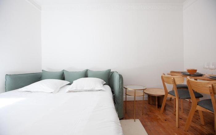 Eiffel Tower Rue Cler