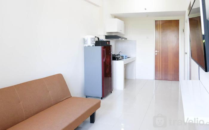 Modern and Homey 2BR Puncak Kertajaya By Travelio
