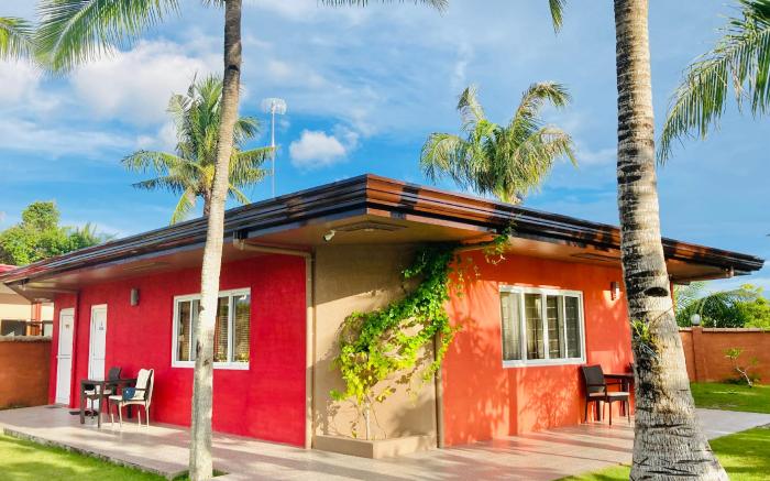 Cabilao Sunset Dive Resort