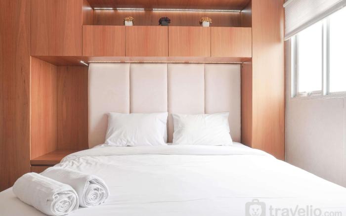 Nice Comfort 1BR The Wave Kuningan By Travelio