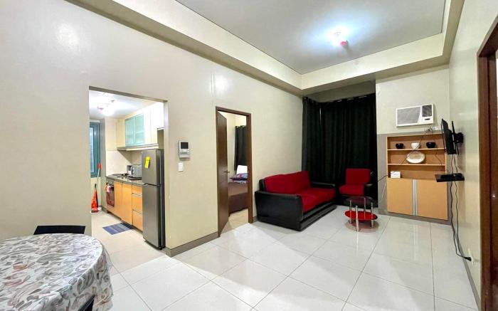 Lovely 2 Bedroom condo infront of NAIA 3