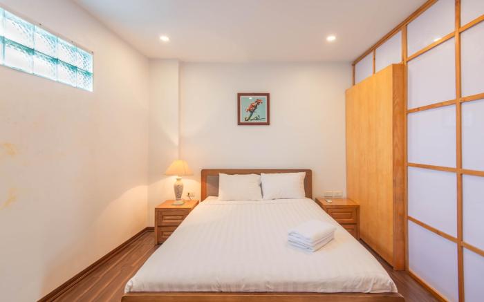 Warming 02 Bedrooms apt in LL str ~ near Lotte