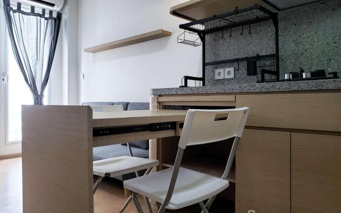 Minimalist Cozy 2BR at La Hub City Apt By Travelio