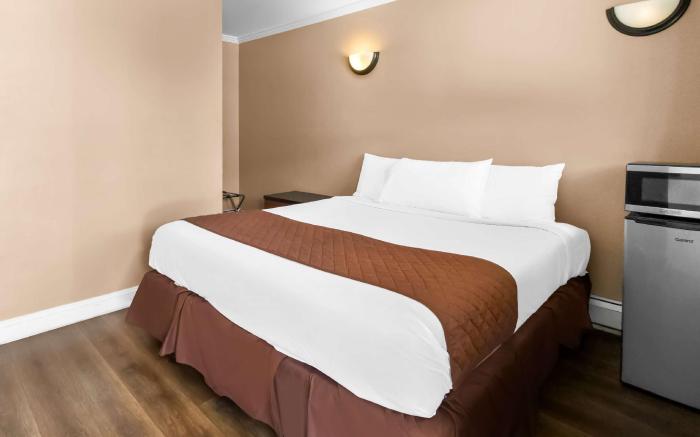 Americas Best Value Inn Avenel Woodbridge