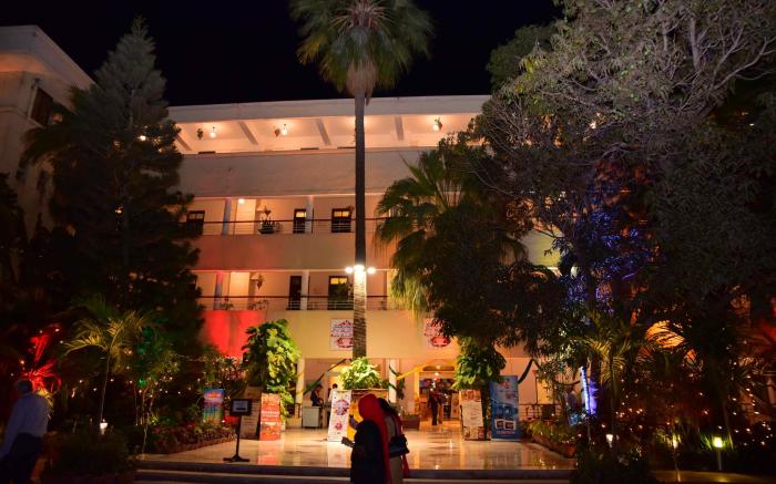 Beach Luxury Hotel