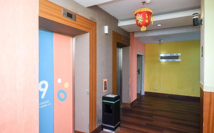 Sans Hotel Lynt Makassar