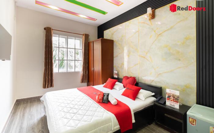 RedDoorz Tahami Hotel near Kha Van Can