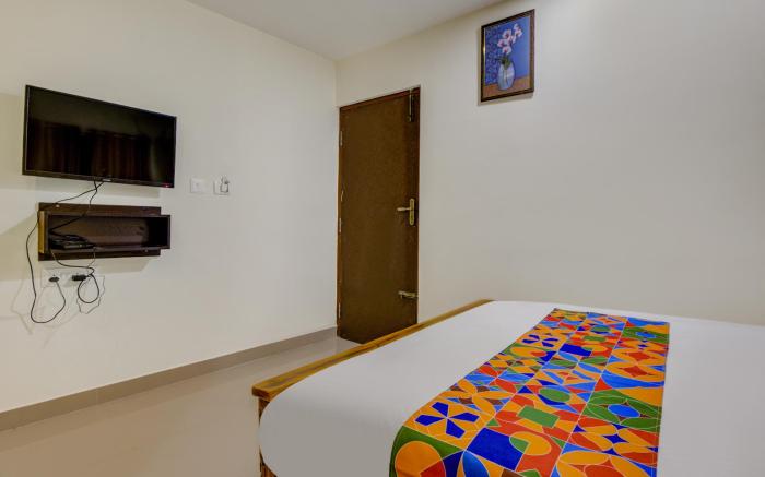FabExpress Rithun Residency - Jayanagar / Anjaneyaswamy Temple