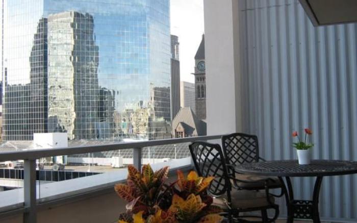 Yonge Suites Furnished Apartments