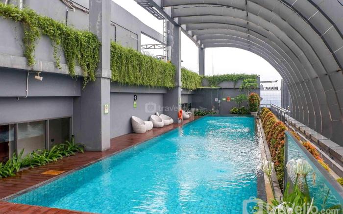 Nice Elegant 1BR at L'avenue Pancoran By Travelio