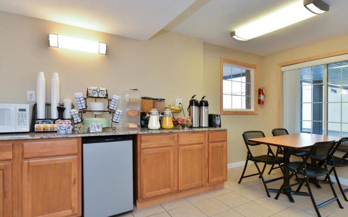 Americas Best Value Inn Lebanon, MO