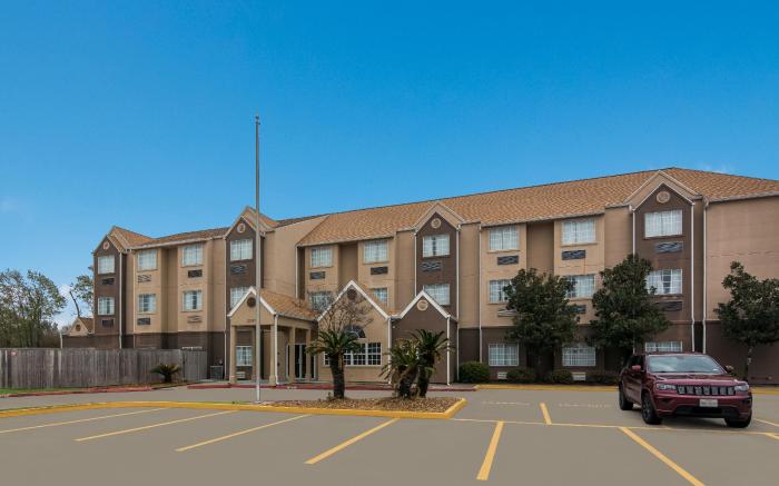 Americas Best Value Inn and Suites Lake Charles at I-210 Exit 5