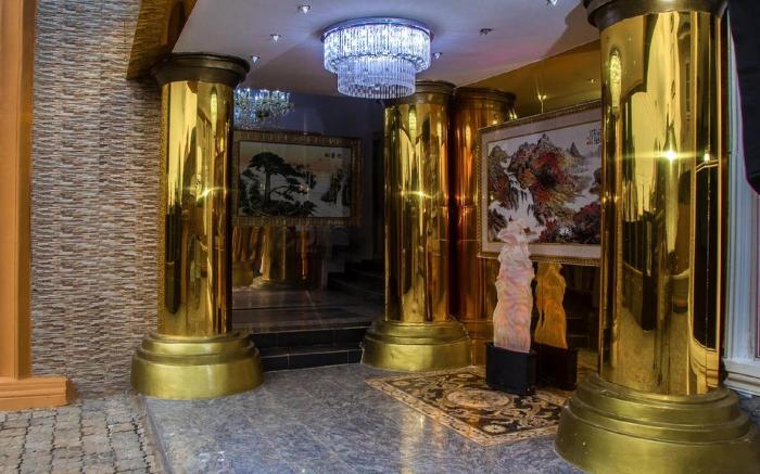 E-Suites Hotel 