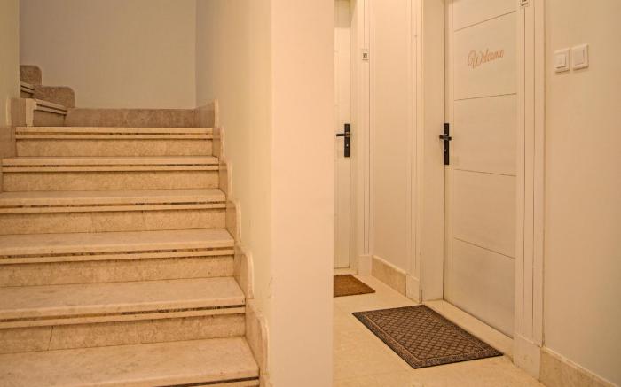 Super OYO 629 Home Lux Suite