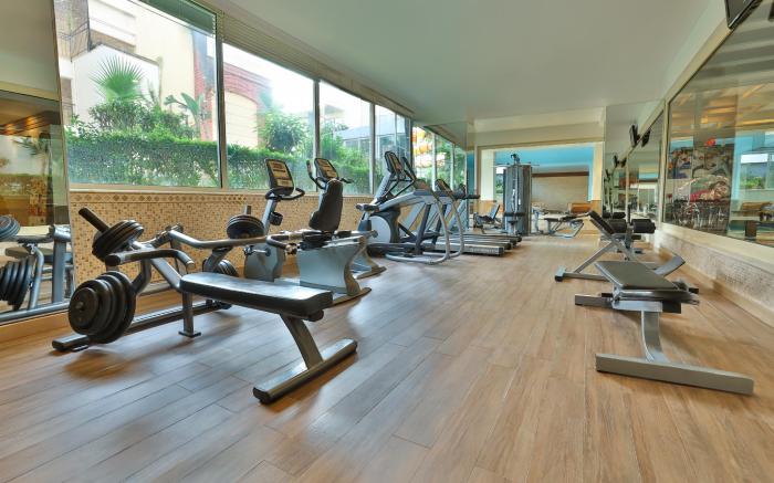 Crystal Aura Beach Resort & Spa - All Inclusive