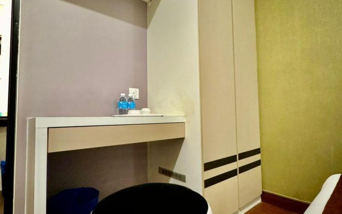 Chariton Hotel Nusa Bestari
