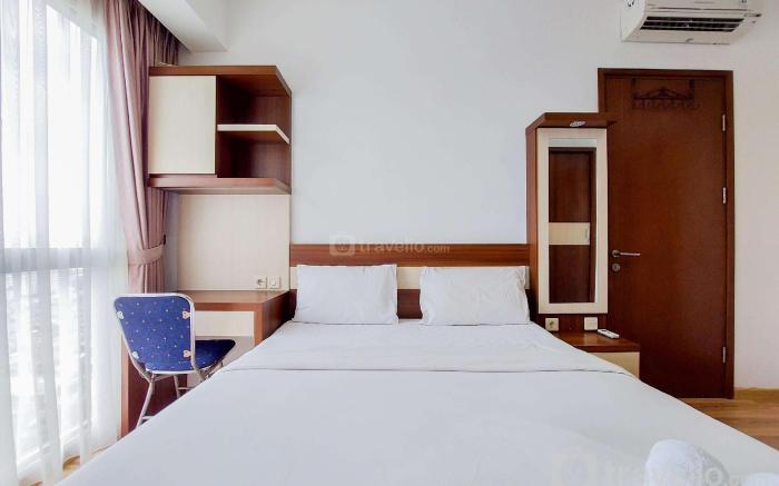 Nice and Comfort 1BR M-Town Signature By Travelio