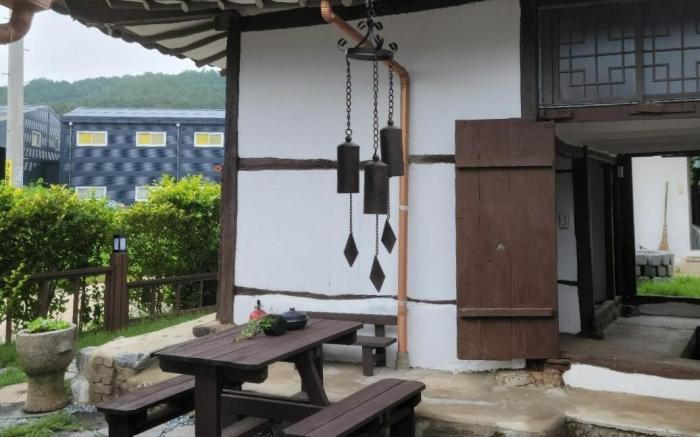 Paju Hanokaeseo Harureul