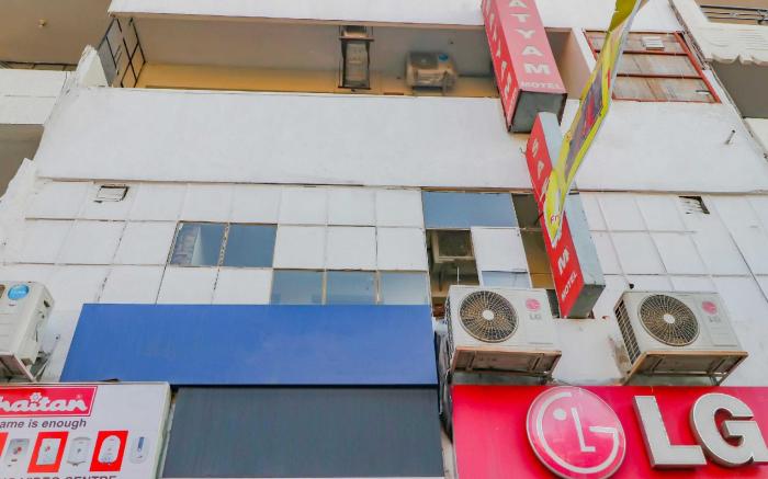 Hotel O Sameer Residency