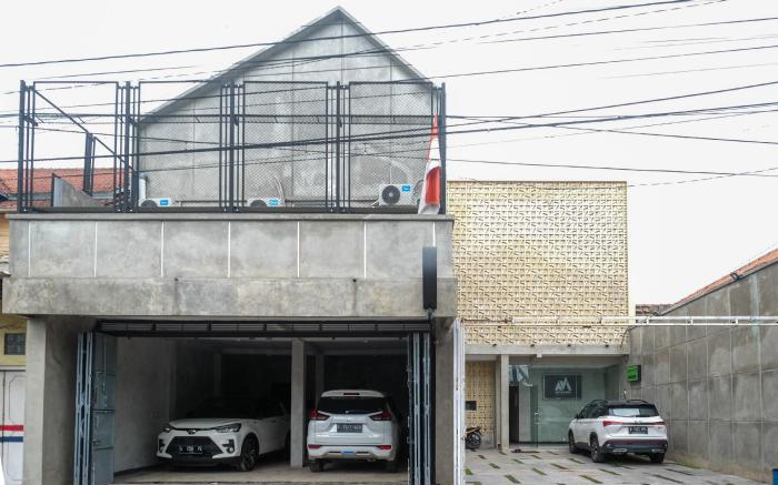 Urbanview Hotel Syariah Artamara Tegal by RedDoorz