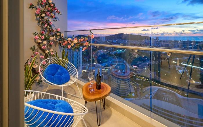 THE SONG- Luxury  Apartment view beach and city