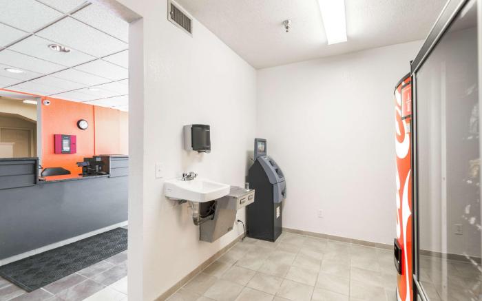 Motel 6 Olathe, KS