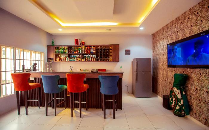 Triple 9 Apartments, Pool & Spa