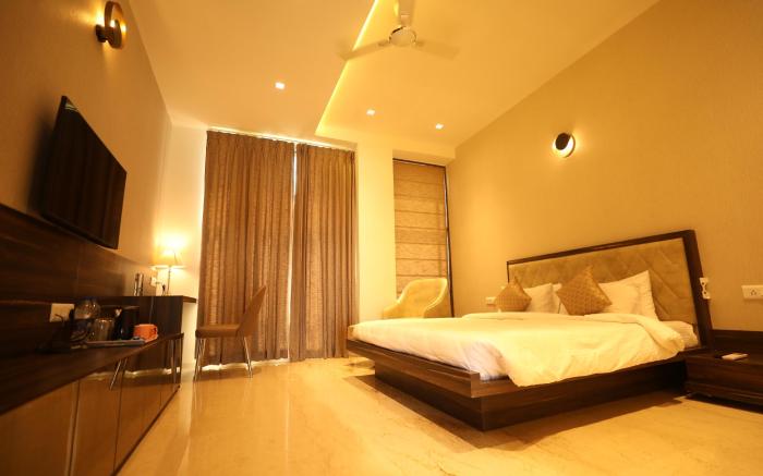 VRR HOTEL'S AND CONVENTION CENTRE, BENGALURU