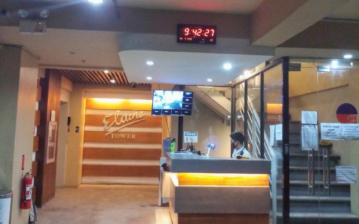 Barkada/Family Suites with Mini Bar and Karaoke